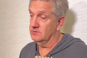 芬奇：文班12帽至少有4个干扰球 你知道8分在NBA的价值吗